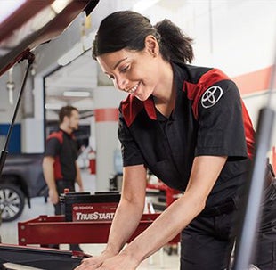 Service Center | Marianna Toyota in Marianna FL