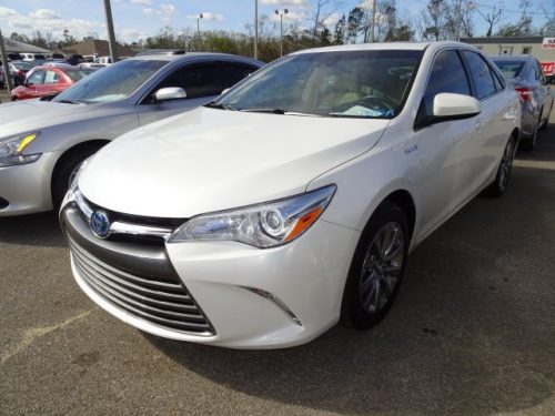 2017 Toyota Camry at Marianna Toyota