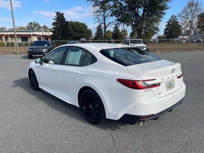 2025 Toyota CAMRY SE