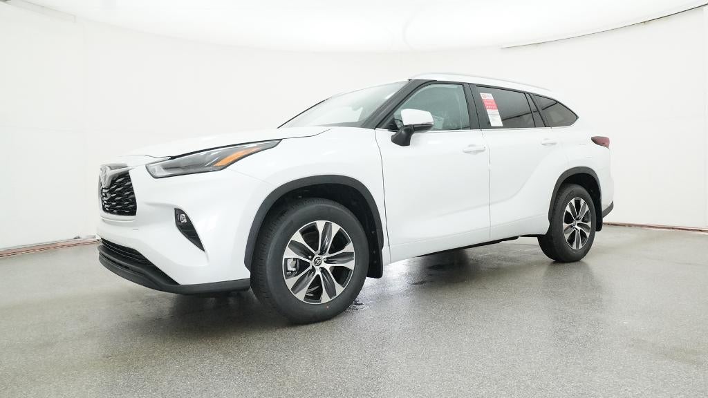 2026 Toyota Highlander XLE