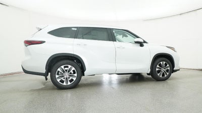 2026 Toyota Highlander XLE