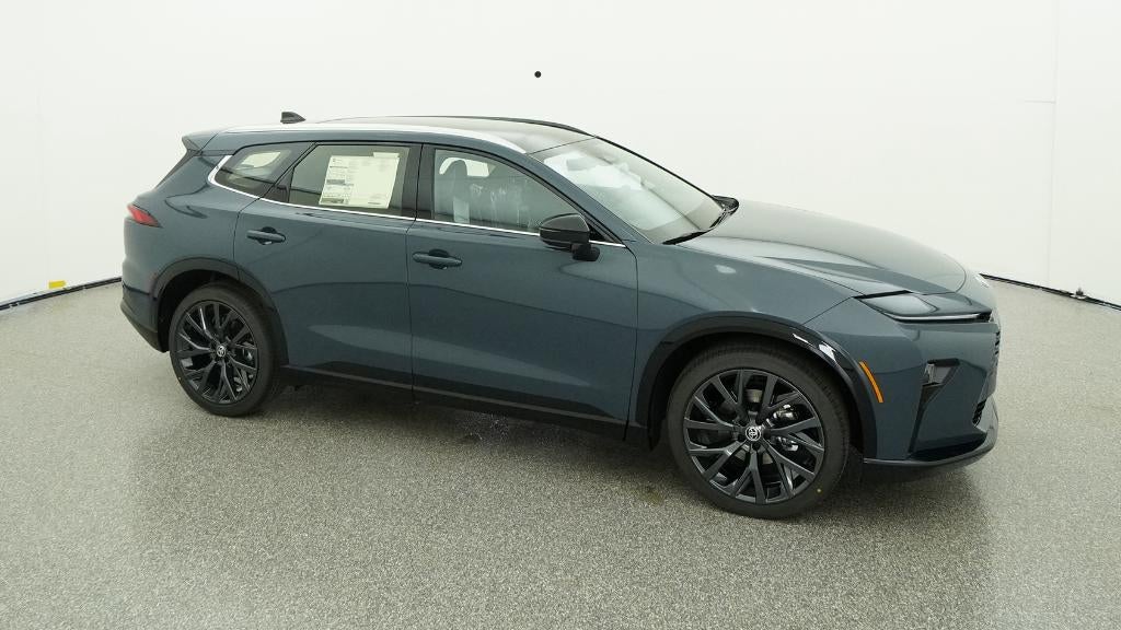 2025 Toyota Toyota Crown Signia Limited