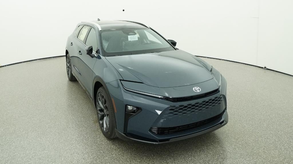 2025 Toyota Toyota Crown Signia Limited