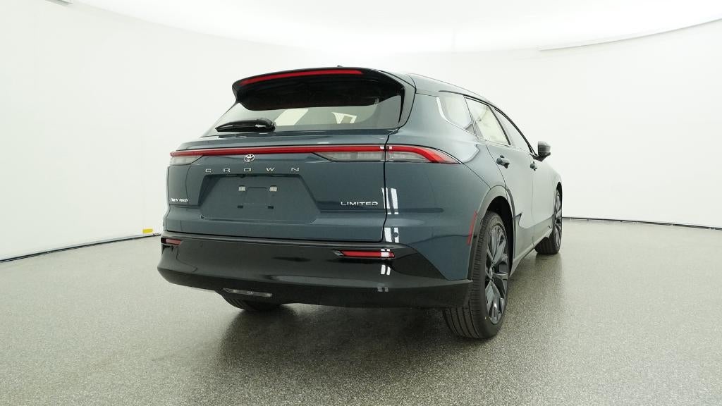 2025 Toyota Toyota Crown Signia Limited