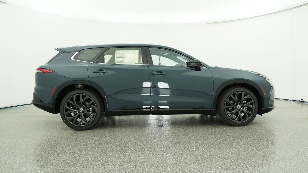 2025 Toyota Toyota Crown Signia Limited