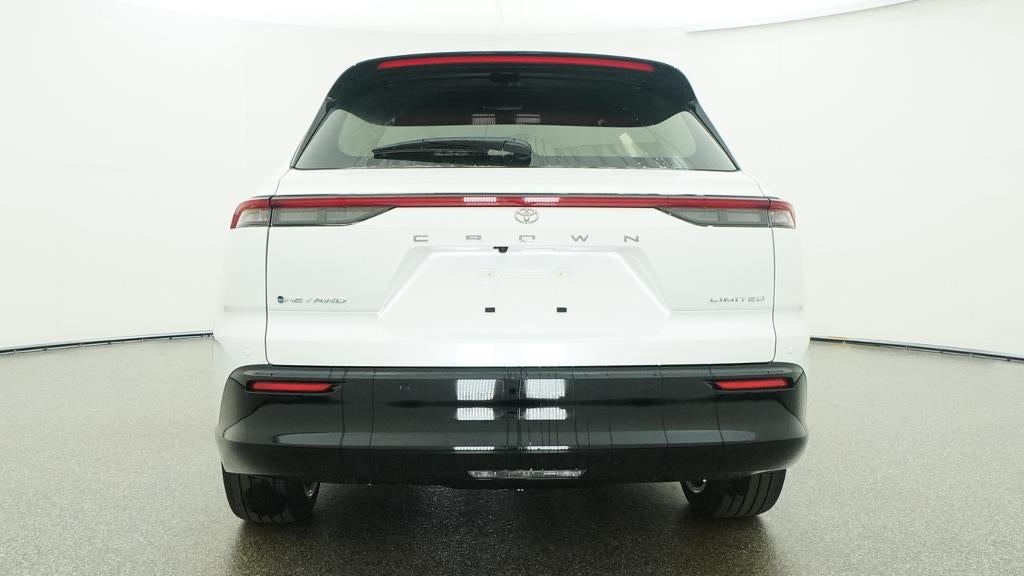 2026 Toyota Toyota Crown Signia Limited