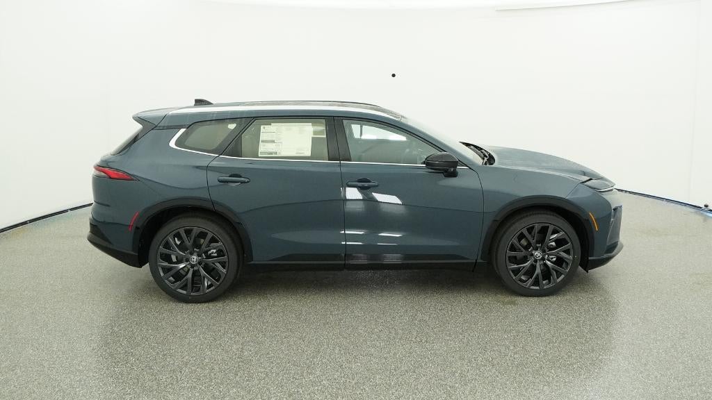 2025 Toyota Toyota Crown Signia Limited