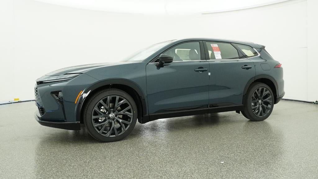 2025 Toyota Toyota Crown Signia Limited