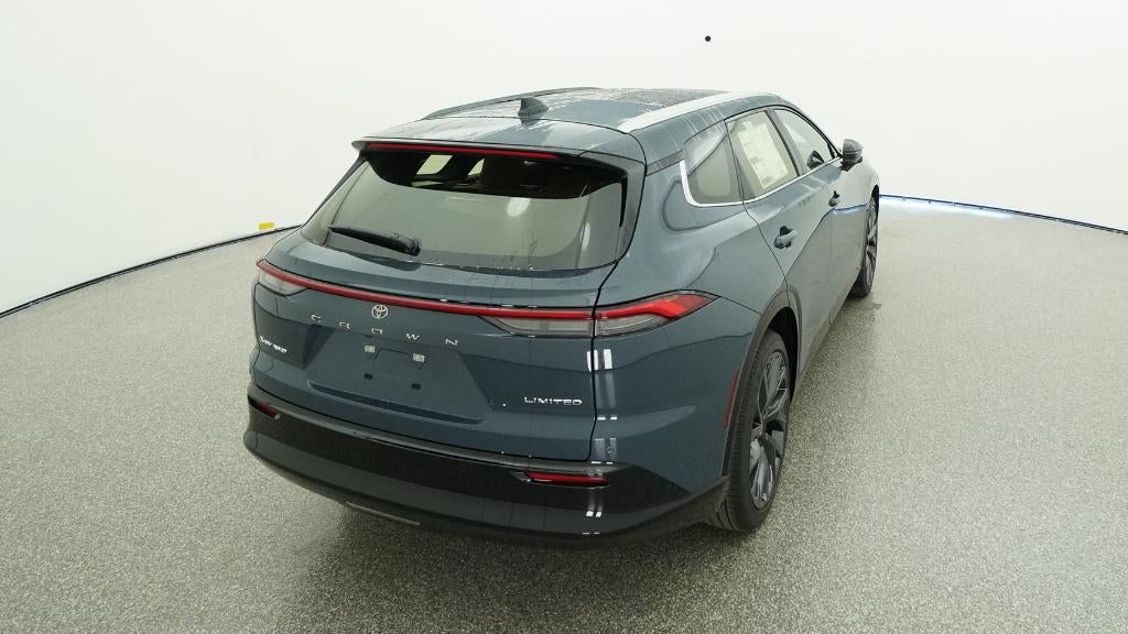 2025 Toyota Toyota Crown Signia Limited