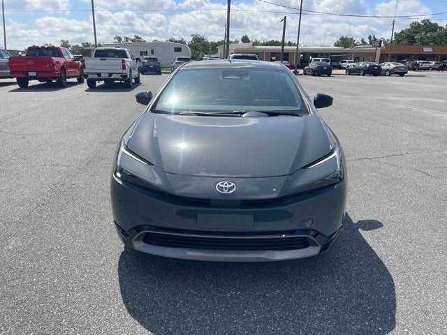 2024 Toyota PRIUS XLE