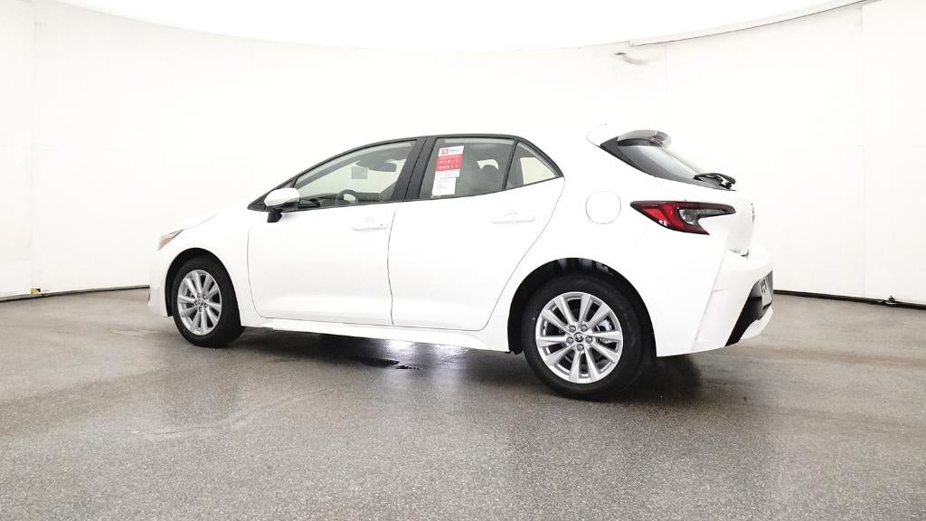 2025 Toyota Corolla Hatchback SE