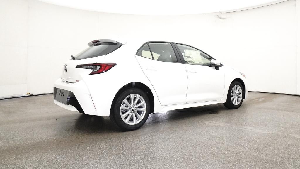 2025 Toyota Corolla Hatchback SE