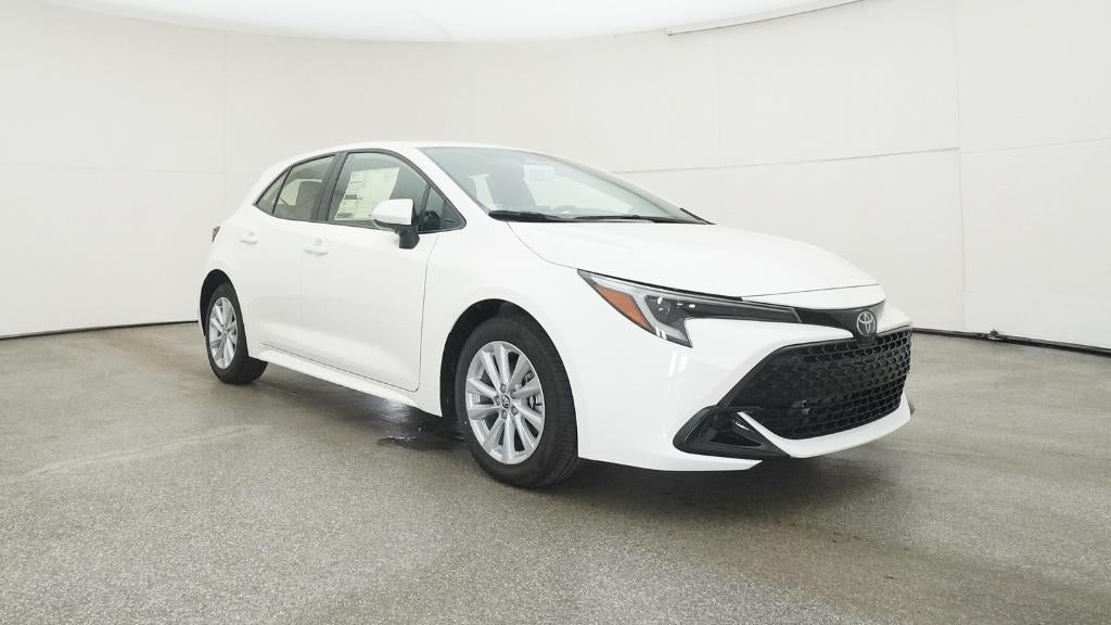 2025 Toyota Corolla Hatchback SE