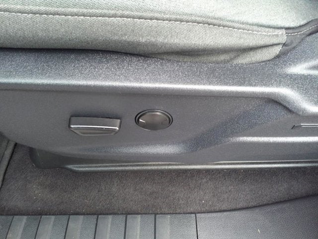 2023 Ford F-150 Base