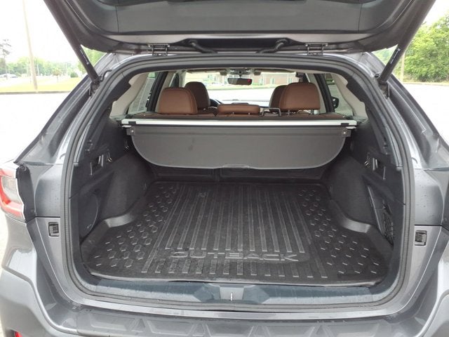 2022 Subaru Outback Touring