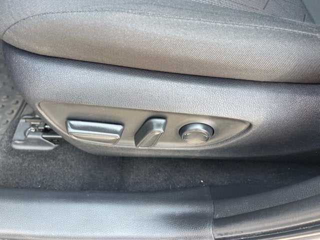 2022 Toyota RAV4 Hybrid Hybrid XLE