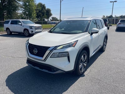 2022 Nissan Rogue SL