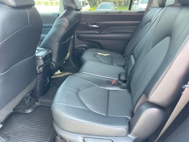 2024 Toyota Grand Highlander Base