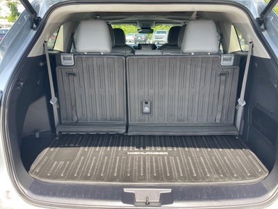 2022 Toyota Highlander Hybrid Base