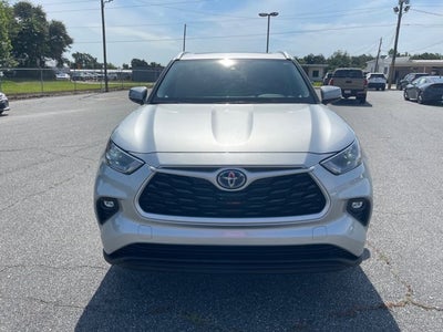 2022 Toyota Highlander Hybrid Base