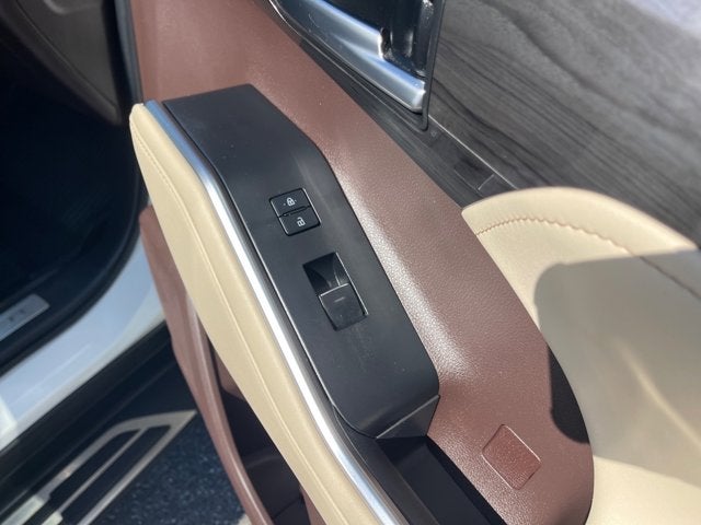 2021 Toyota Highlander Base