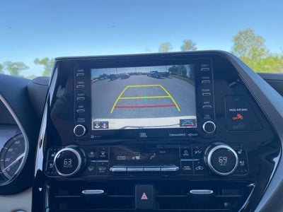 2021 Toyota Highlander Base