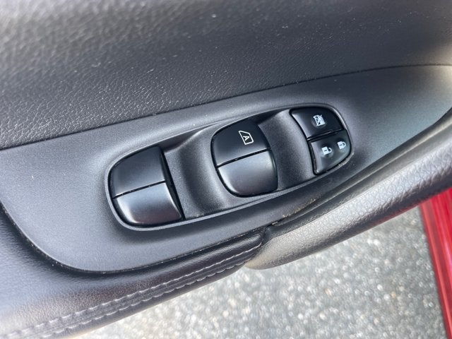 2021 Nissan Rogue Sport SV