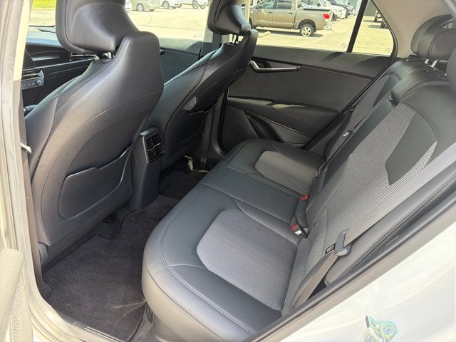 2023 Kia Niro EX