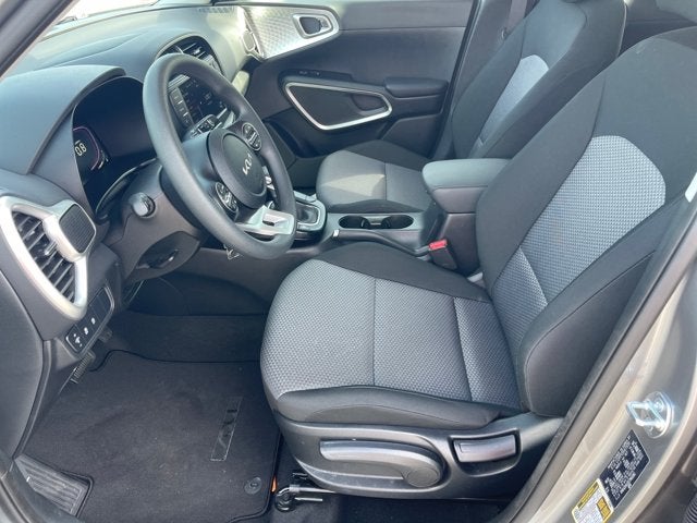 2025 Kia Soul Base