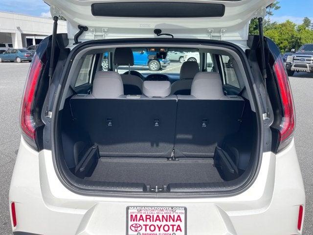 2025 Kia Soul Base