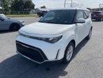 2025 Kia Soul Base
