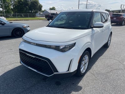 2025 Kia Soul Base