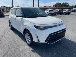 2025 Kia Soul Base